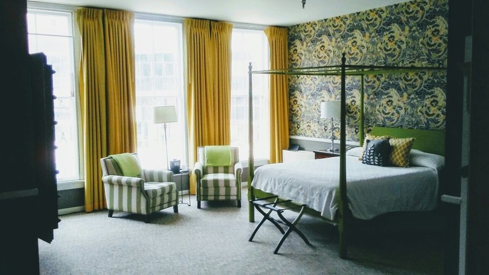 The Charles Inn Bangor Exteriör bild
