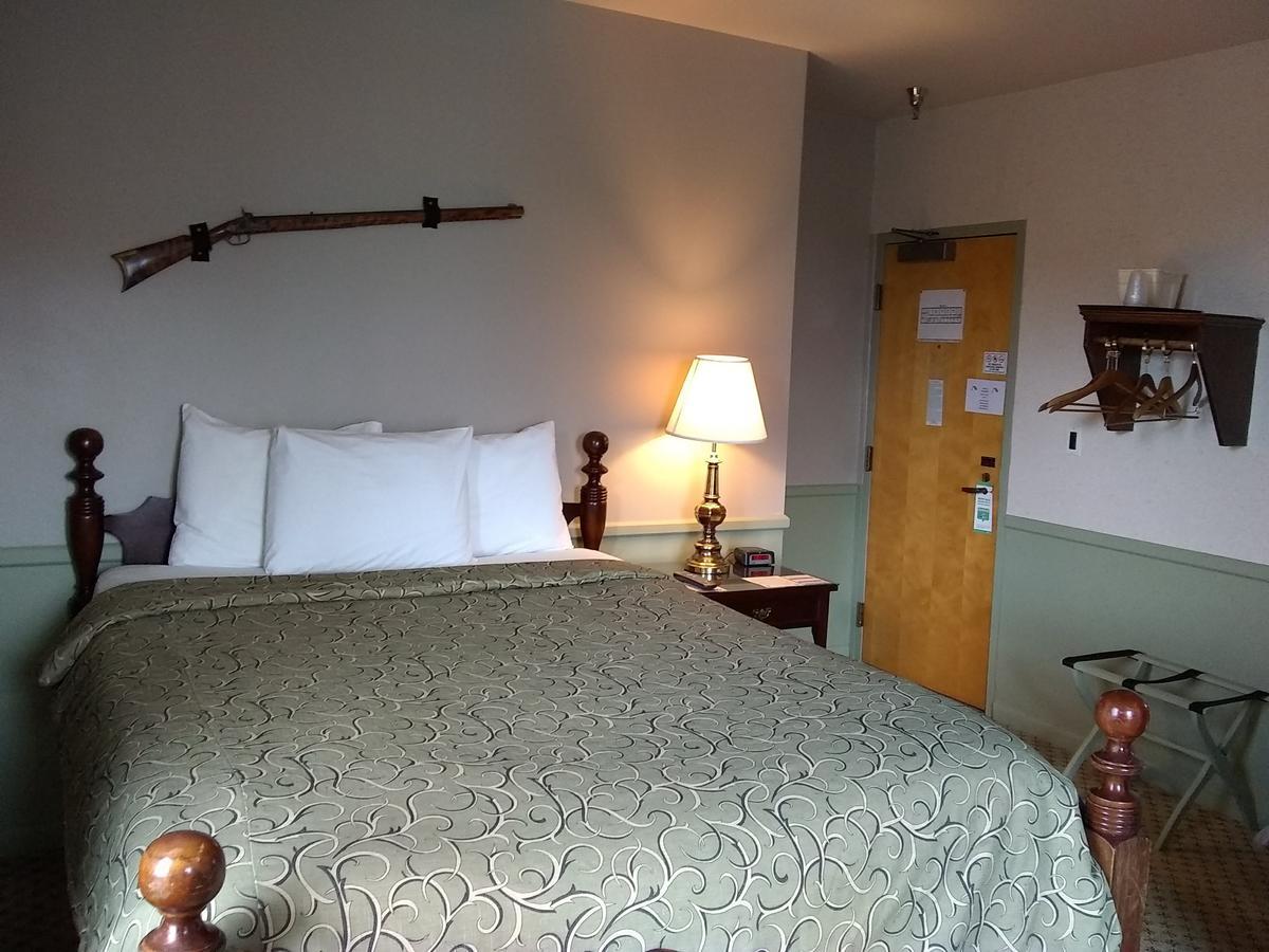 The Charles Inn Bangor Exteriör bild