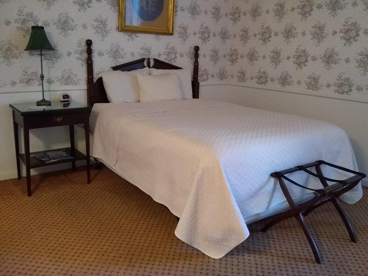 The Charles Inn Bangor Exteriör bild