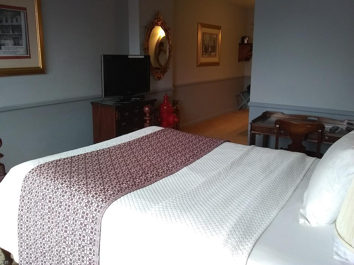 The Charles Inn Bangor Exteriör bild