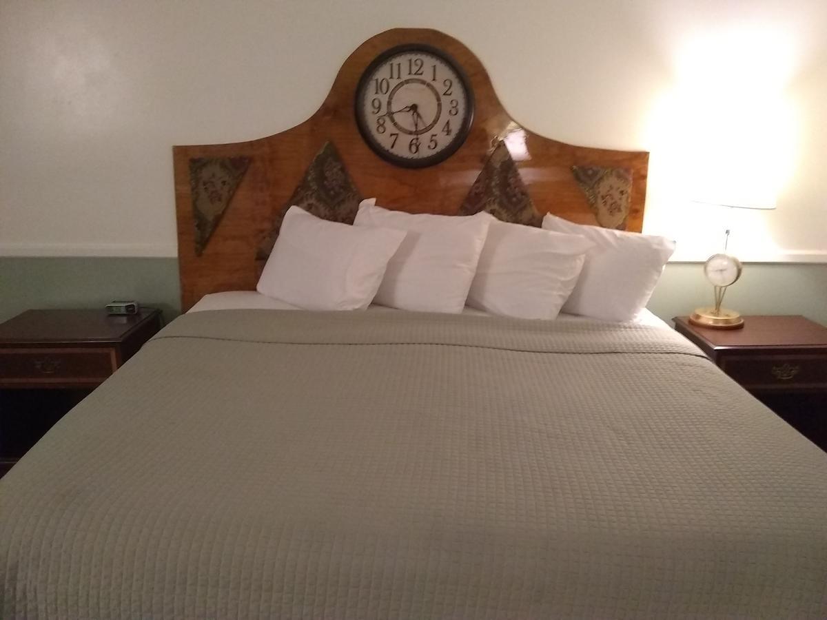 The Charles Inn Bangor Exteriör bild