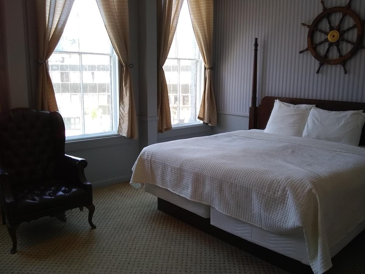 The Charles Inn Bangor Exteriör bild
