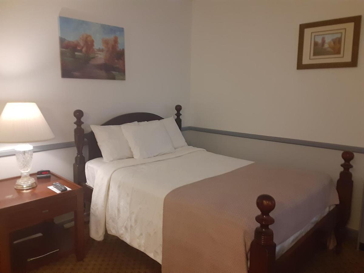 The Charles Inn Bangor Exteriör bild