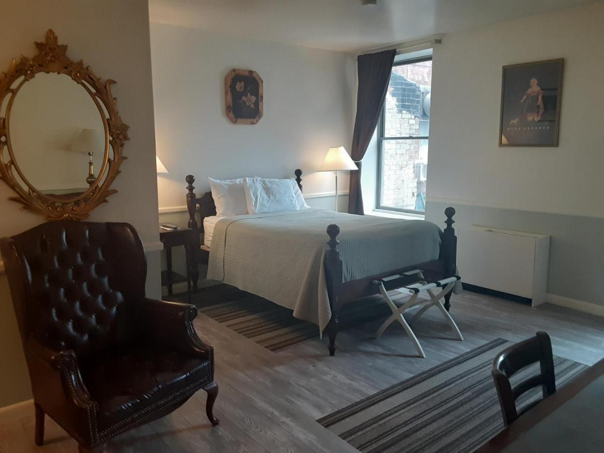 The Charles Inn Bangor Exteriör bild